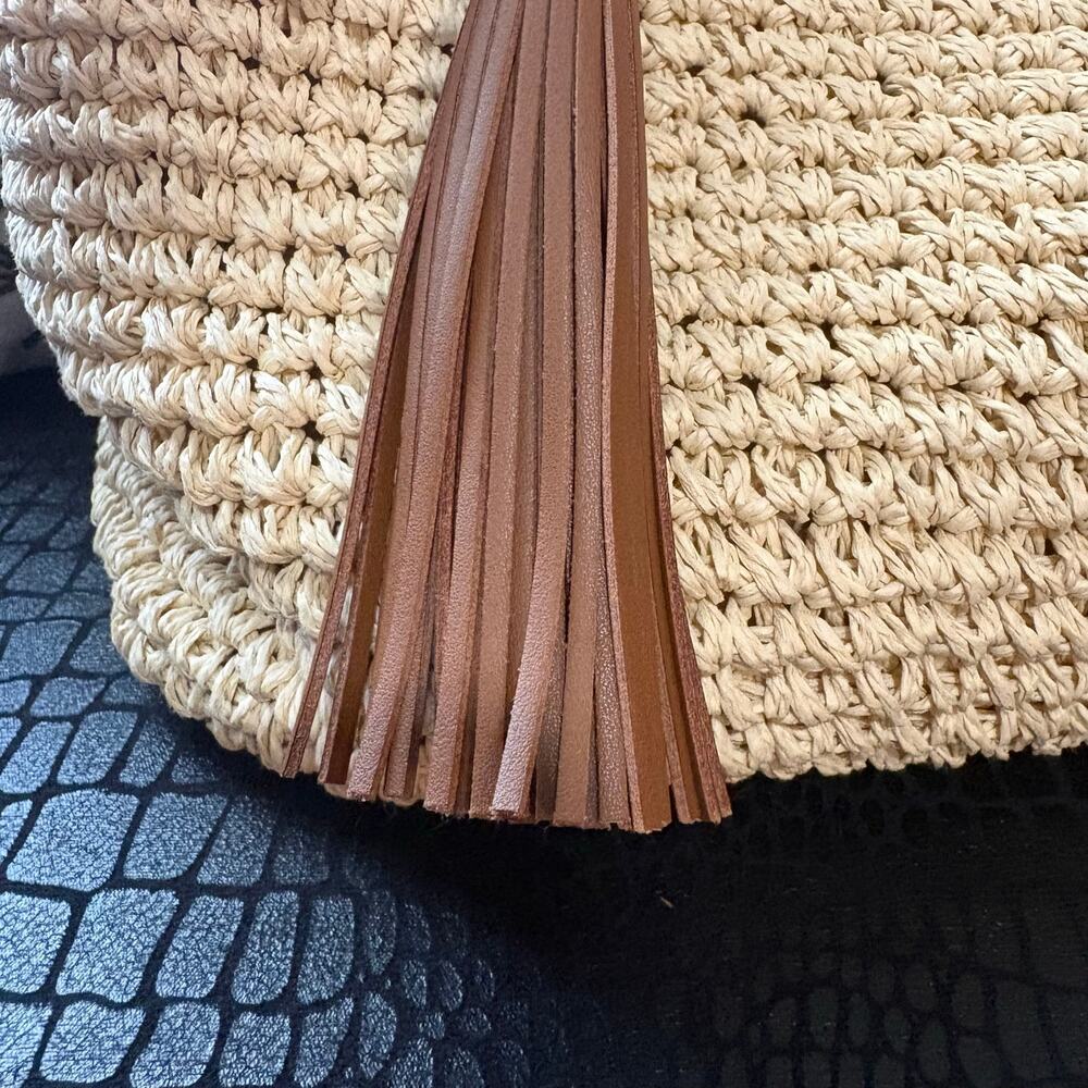 Lauren Ralph Lauren Whitney Medium Crochet Straw Tote Bag Tan Leather Tassel - Picture 5 of 16